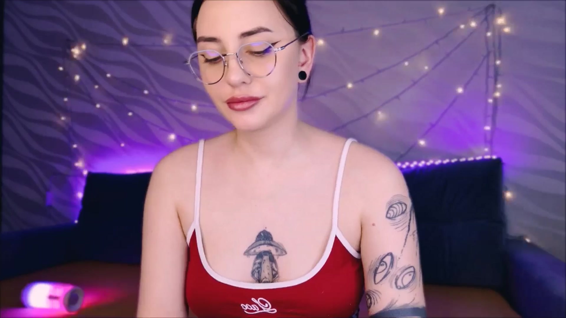 Gallery image thumbnail from Alien_Eva's myfreecams stream on, 03/12/2026, 04:39 image 4 of 20
