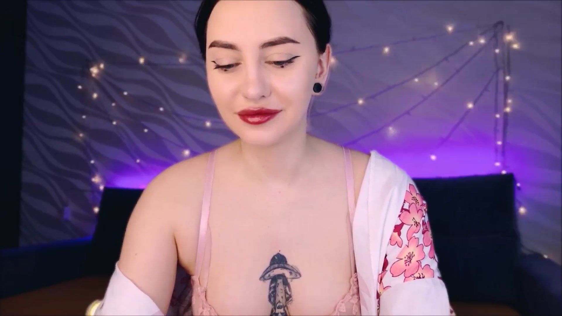Gallery image thumbnail from Alien_Eva's myfreecams stream on, 03/17/2026, 02:59 image 3 of 20