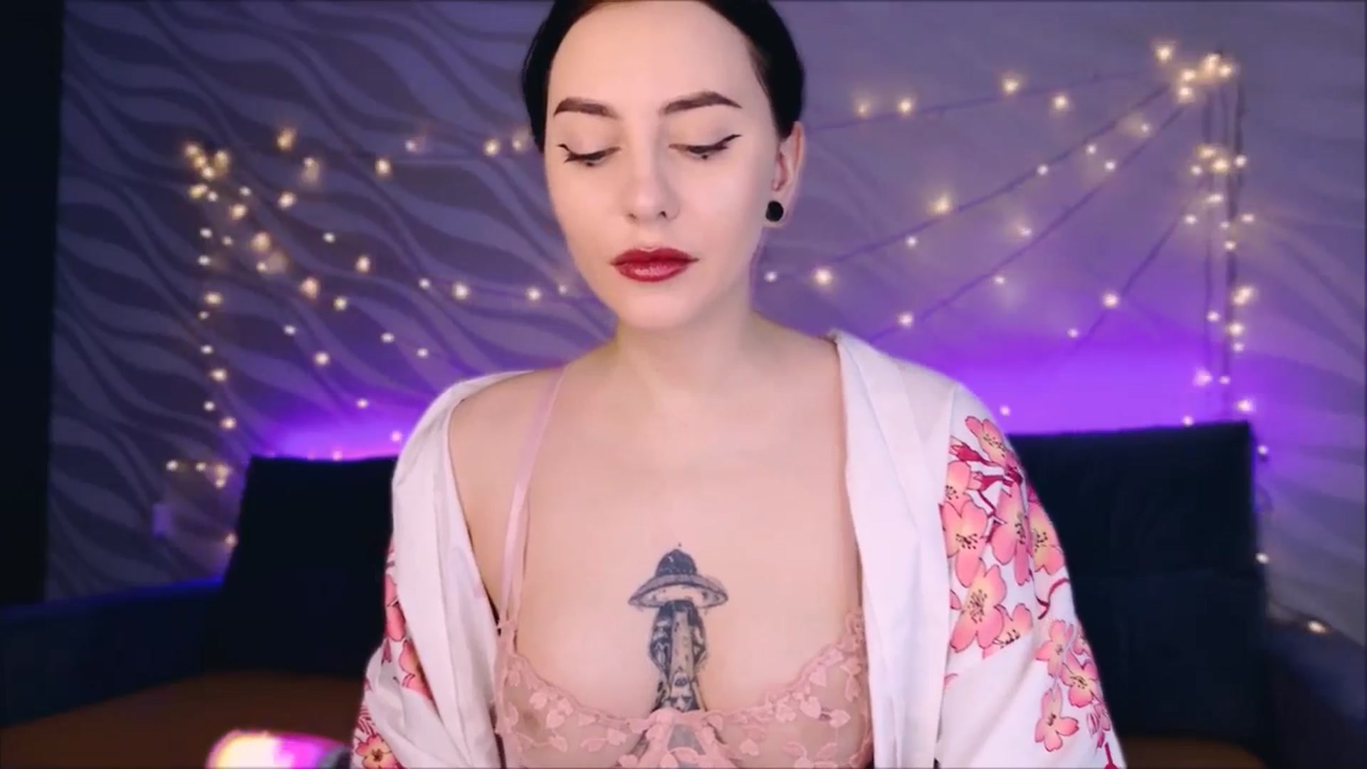 Gallery image thumbnail from Alien_Eva's myfreecams stream on, 03/17/2026, 02:59 image 2 of 20
