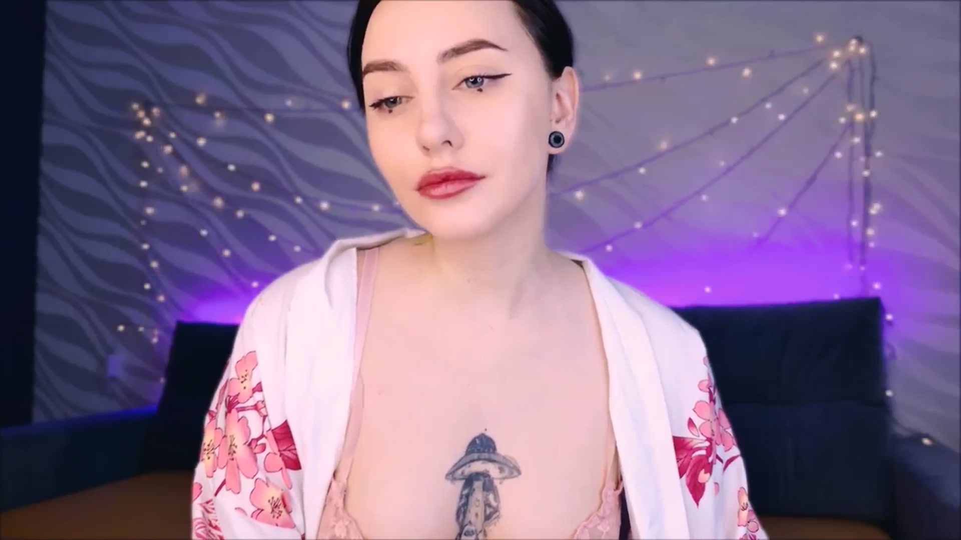 Gallery image thumbnail from Alien_Eva's myfreecams stream on, 03/17/2026, 02:59 image 18 of 20