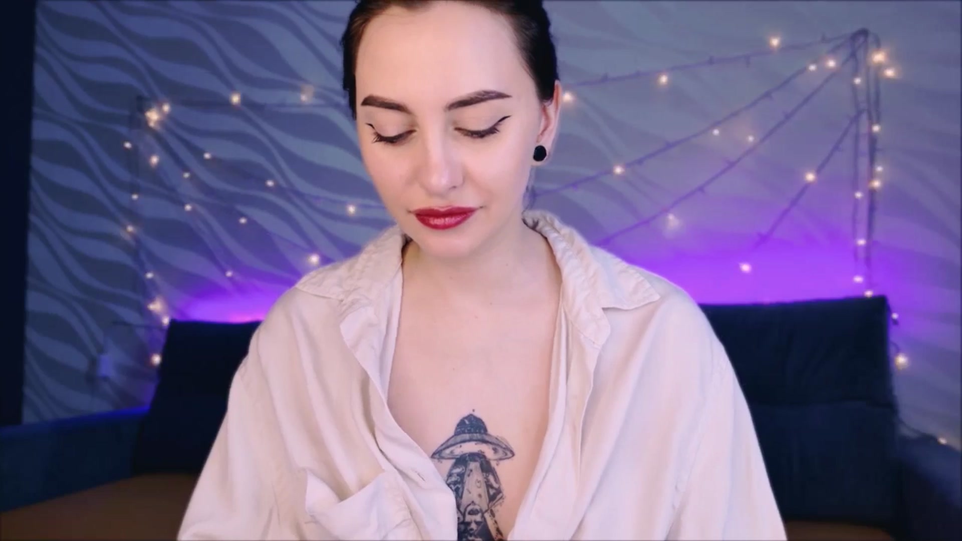 Gallery image thumbnail from Alien_Eva's myfreecams stream on, 03/17/2026, 05:35 image 14 of 20
