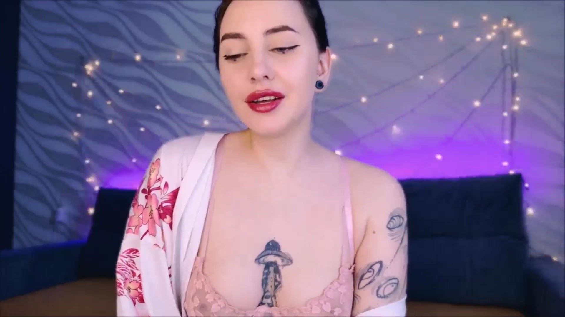 Gallery image thumbnail from Alien_Eva's myfreecams stream on, 03/17/2026, 05:35 image 3 of 20
