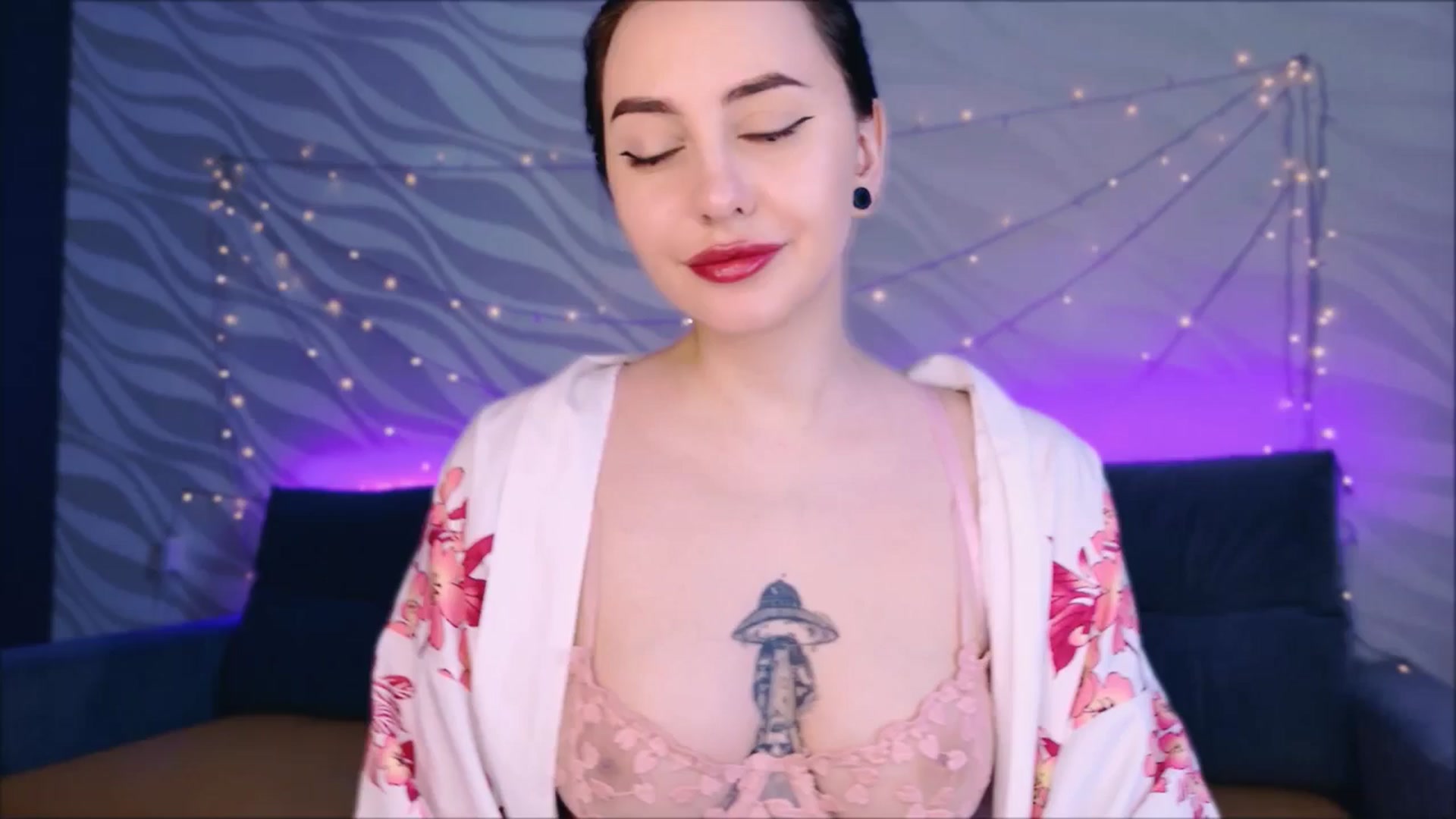 Gallery image thumbnail from Alien_Eva's myfreecams stream on, 03/17/2026, 05:35 image 1 of 20