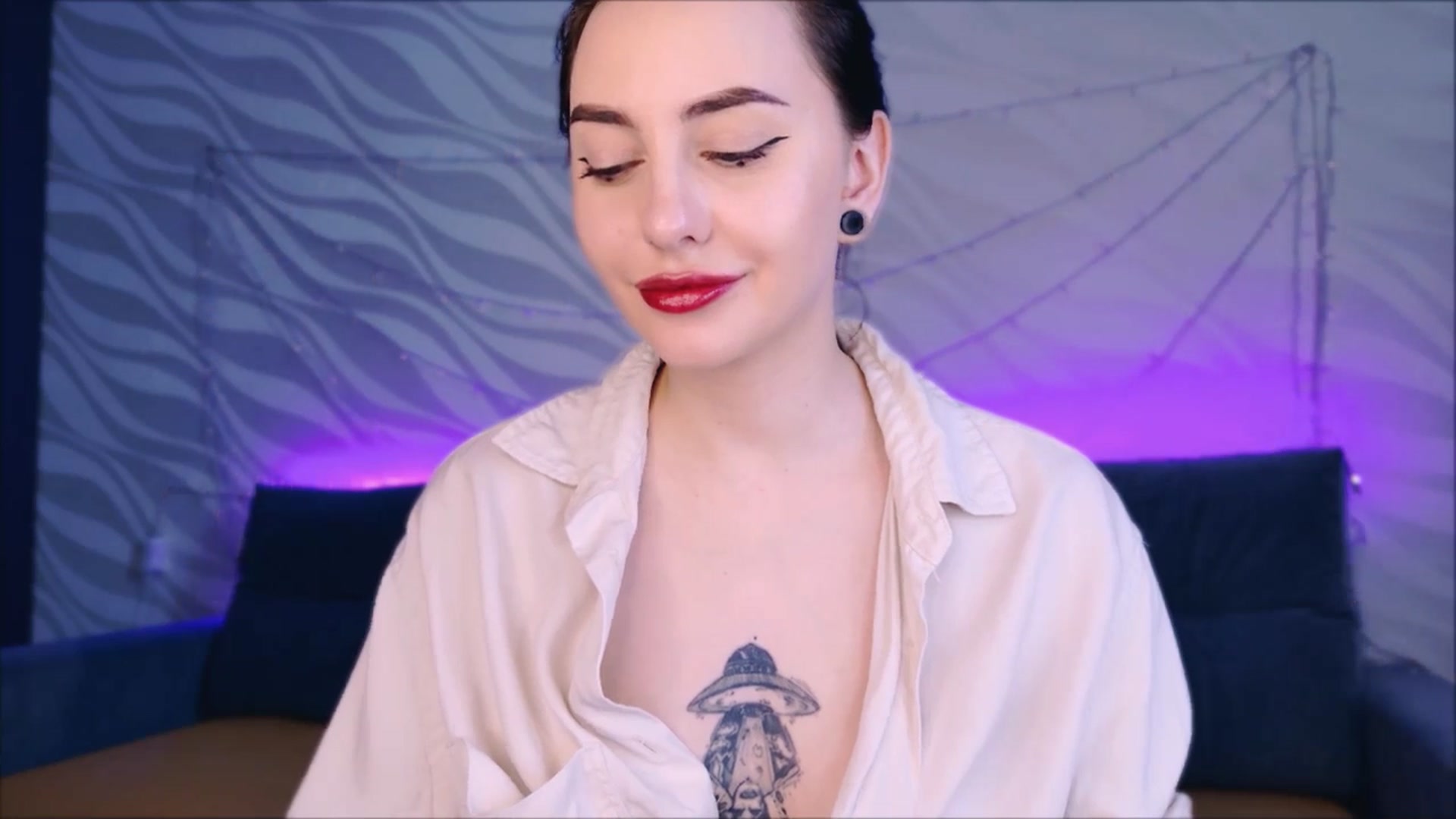 Gallery image thumbnail from Alien_Eva's myfreecams stream on, 03/17/2026, 05:35 image 17 of 20