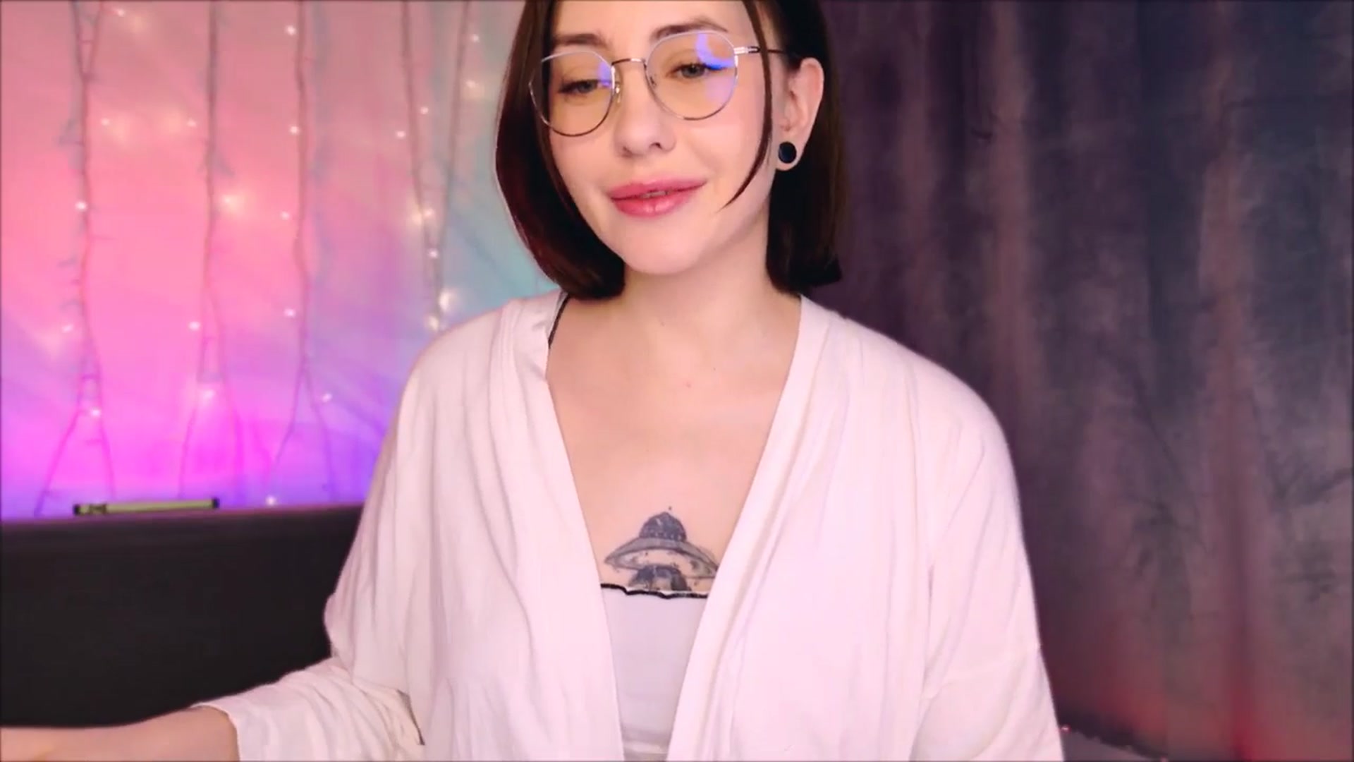 Gallery image thumbnail from Alien_Eva's myfreecams stream on, 03/19/2026, 01:59 image 17 of 20