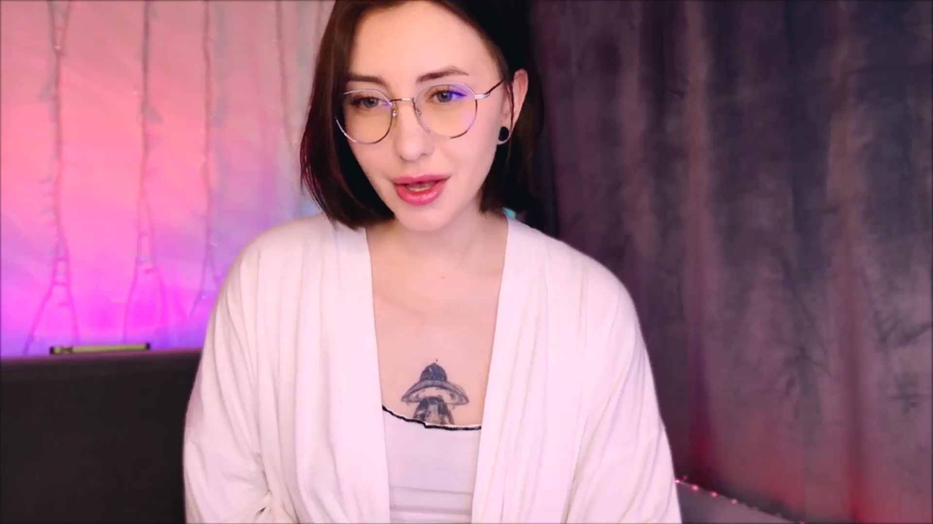 Gallery image thumbnail from Alien_Eva's myfreecams stream on, 03/19/2026, 01:59 image 8 of 20