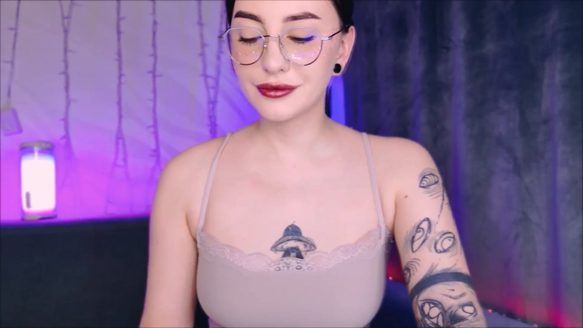 Gallery image thumbnail from Alien_Eva's myfreecams stream on, 03/20/2026, 02:52 image 5 of 20