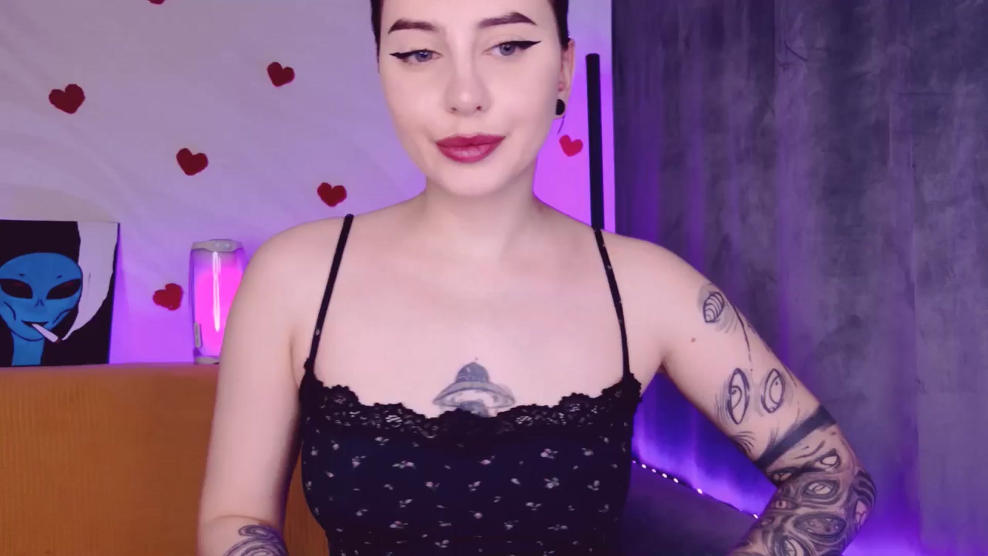 Gallery image thumbnail from Alien_Eva's myfreecams stream on, 04/10/2026, 02:18 image 1 of 20