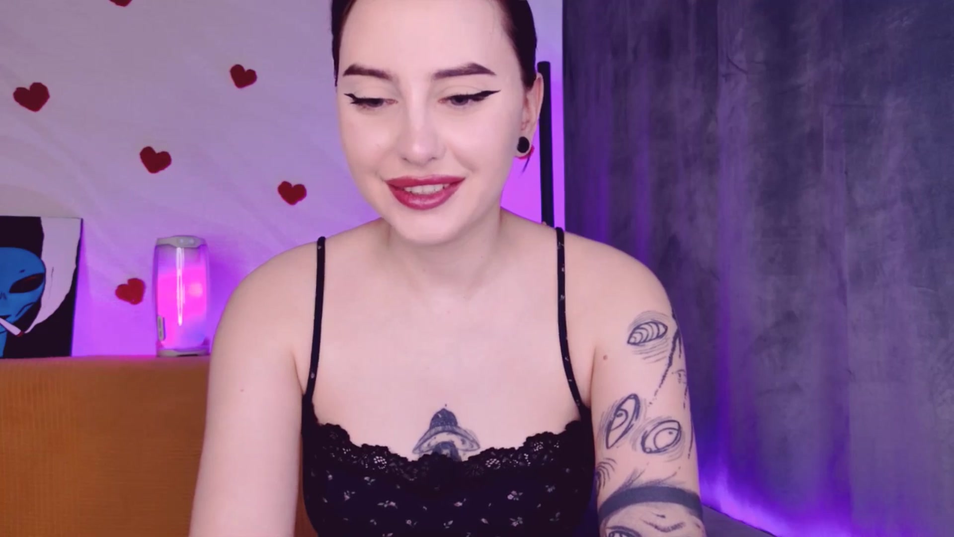 Gallery image thumbnail from Alien_Eva's myfreecams stream on, 04/10/2026, 02:18 image 9 of 20