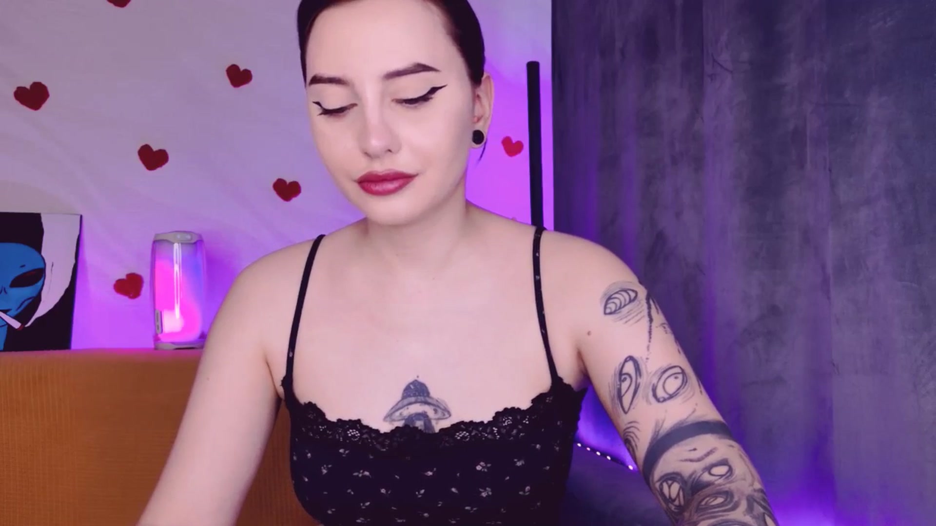 Gallery image thumbnail from Alien_Eva's myfreecams stream on, 04/10/2026, 02:18 image 19 of 20