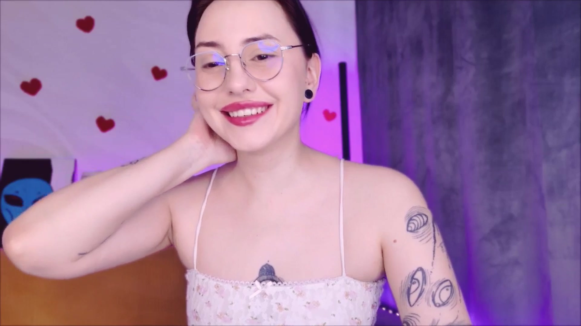 Gallery image thumbnail from Alien_Eva's myfreecams stream on, 04/12/2026, 03:09 image 16 of 20