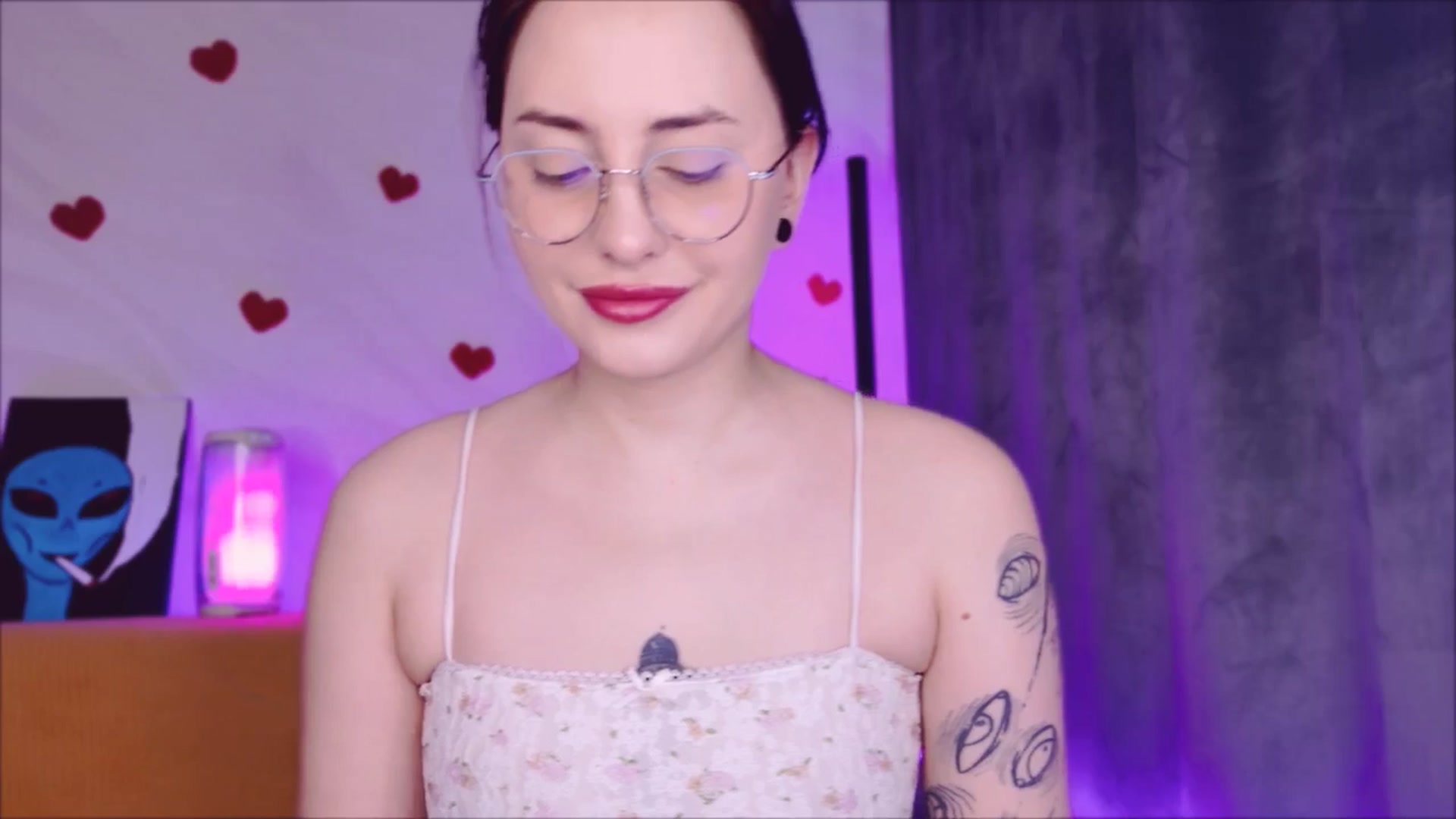Gallery image thumbnail from Alien_Eva's myfreecams stream on, 04/12/2026, 03:09 image 7 of 20