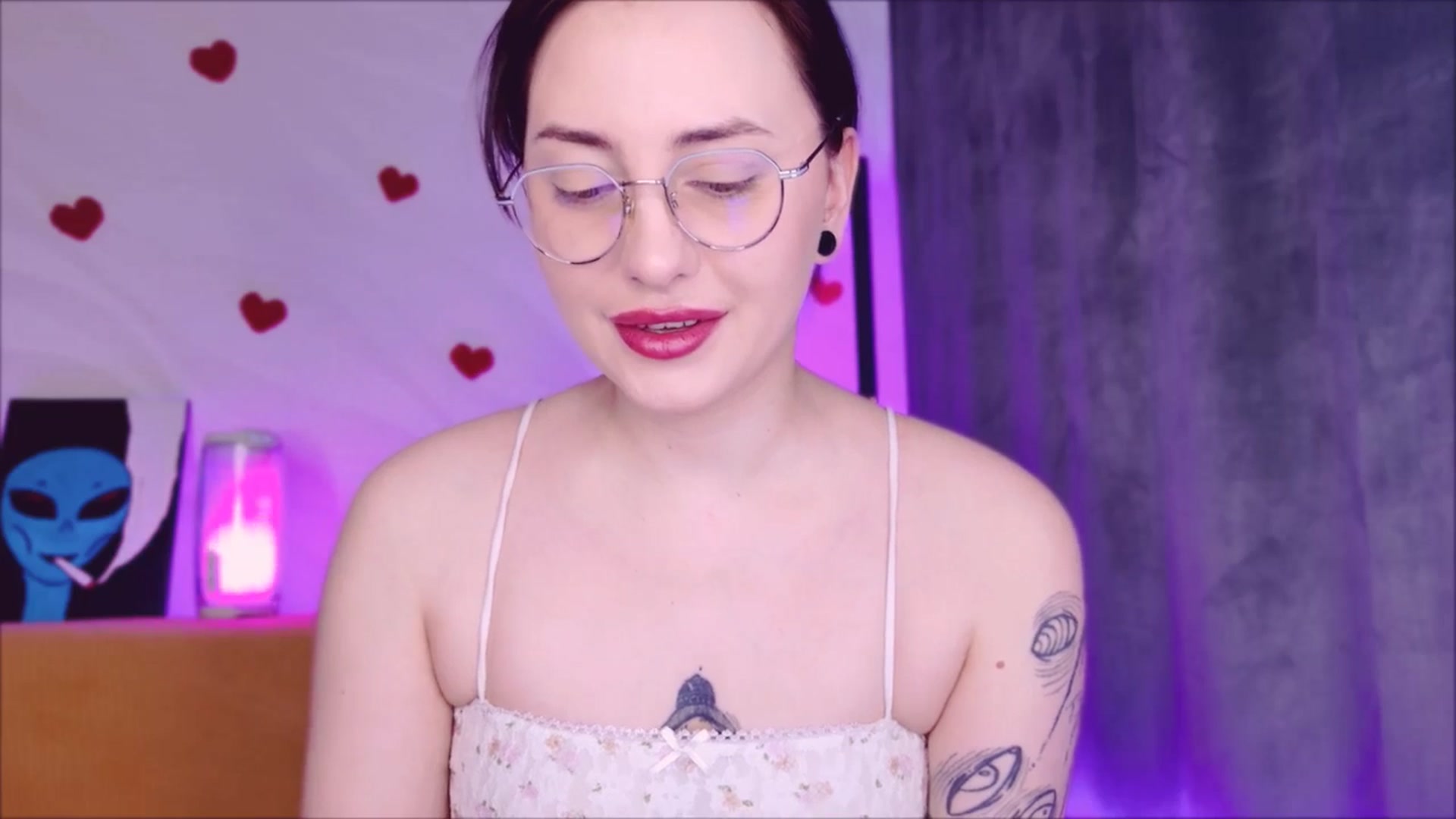 Gallery image thumbnail from Alien_Eva's myfreecams stream on, 04/12/2026, 03:09 image 15 of 20