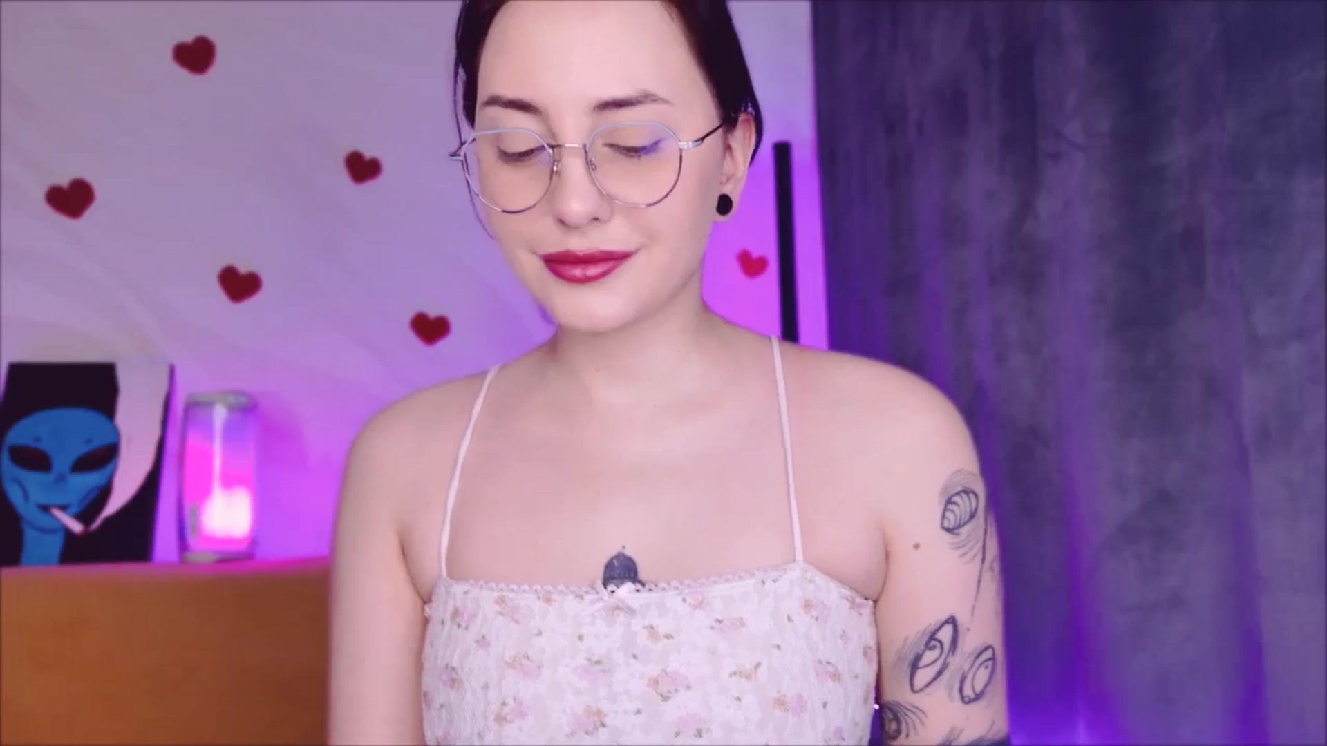 Gallery image thumbnail from Alien_Eva's myfreecams stream on, 04/12/2026, 03:09 image 8 of 20