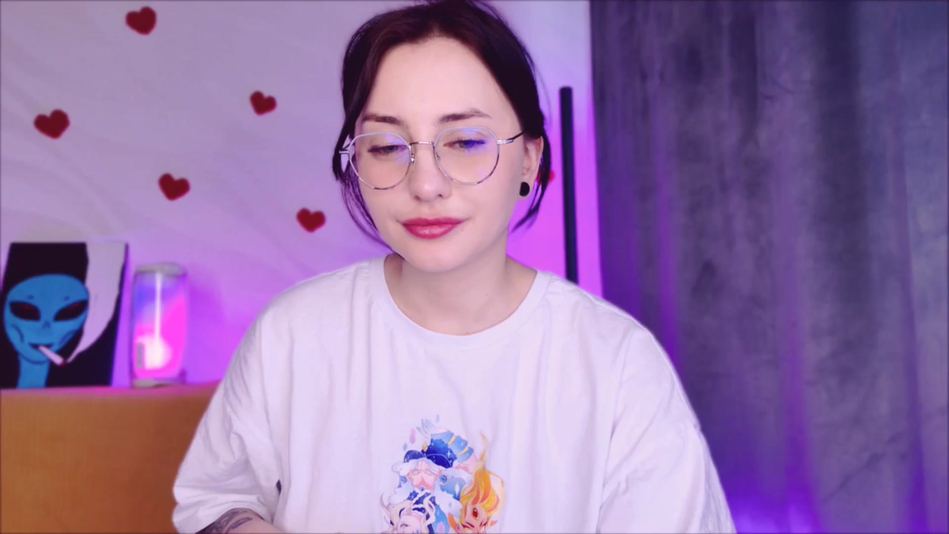 Gallery image thumbnail from Alien_Eva's myfreecams stream on, 04/13/2026, 05:46 image 2 of 20