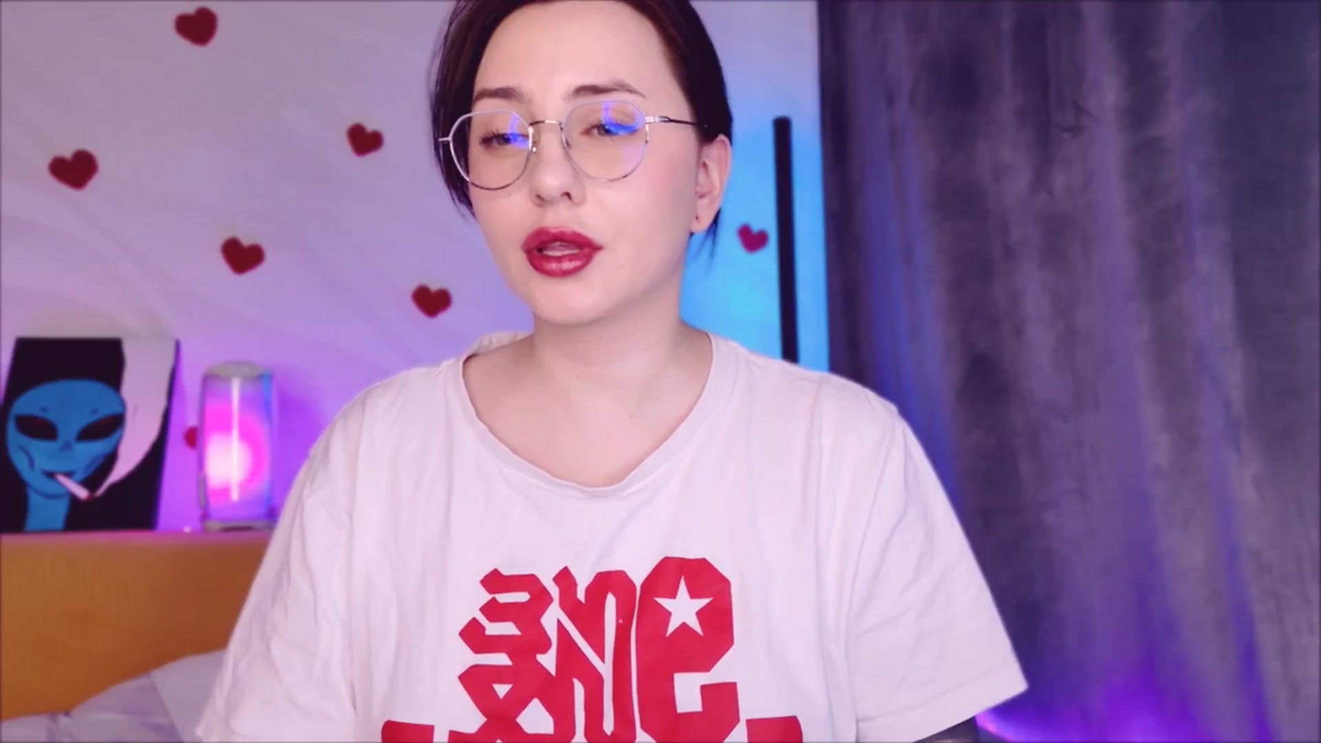 Gallery image thumbnail from Alien_Eva's myfreecams stream on, 04/19/2026, 05:47 image 2 of 20