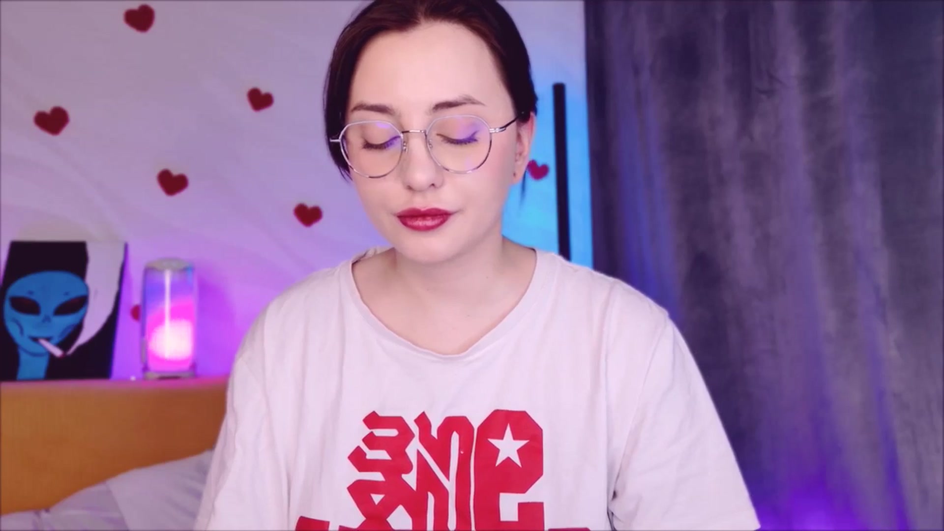 Gallery image thumbnail from Alien_Eva's myfreecams stream on, 04/19/2026, 05:47 image 12 of 20