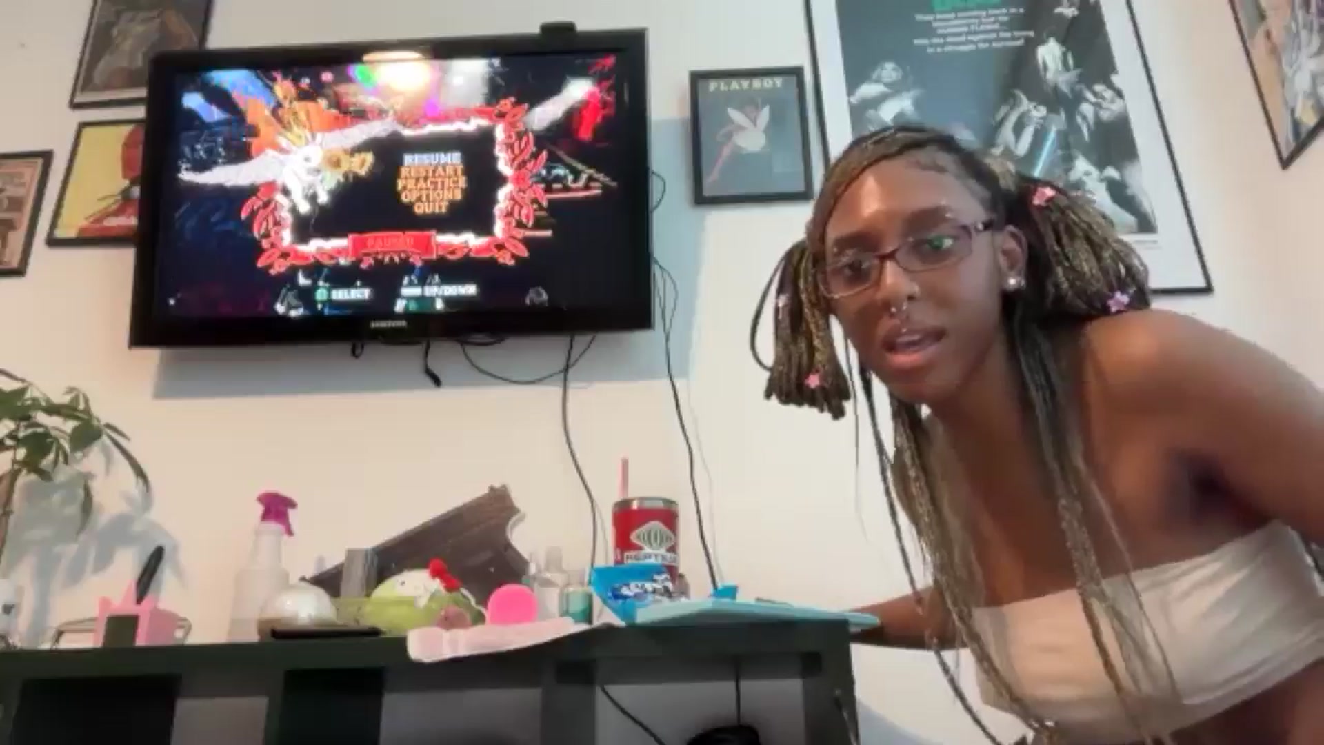Gallery image thumbnail from Alienbug333's myfreecams stream on, 09/02/2025, 24:00 image 5 of 20