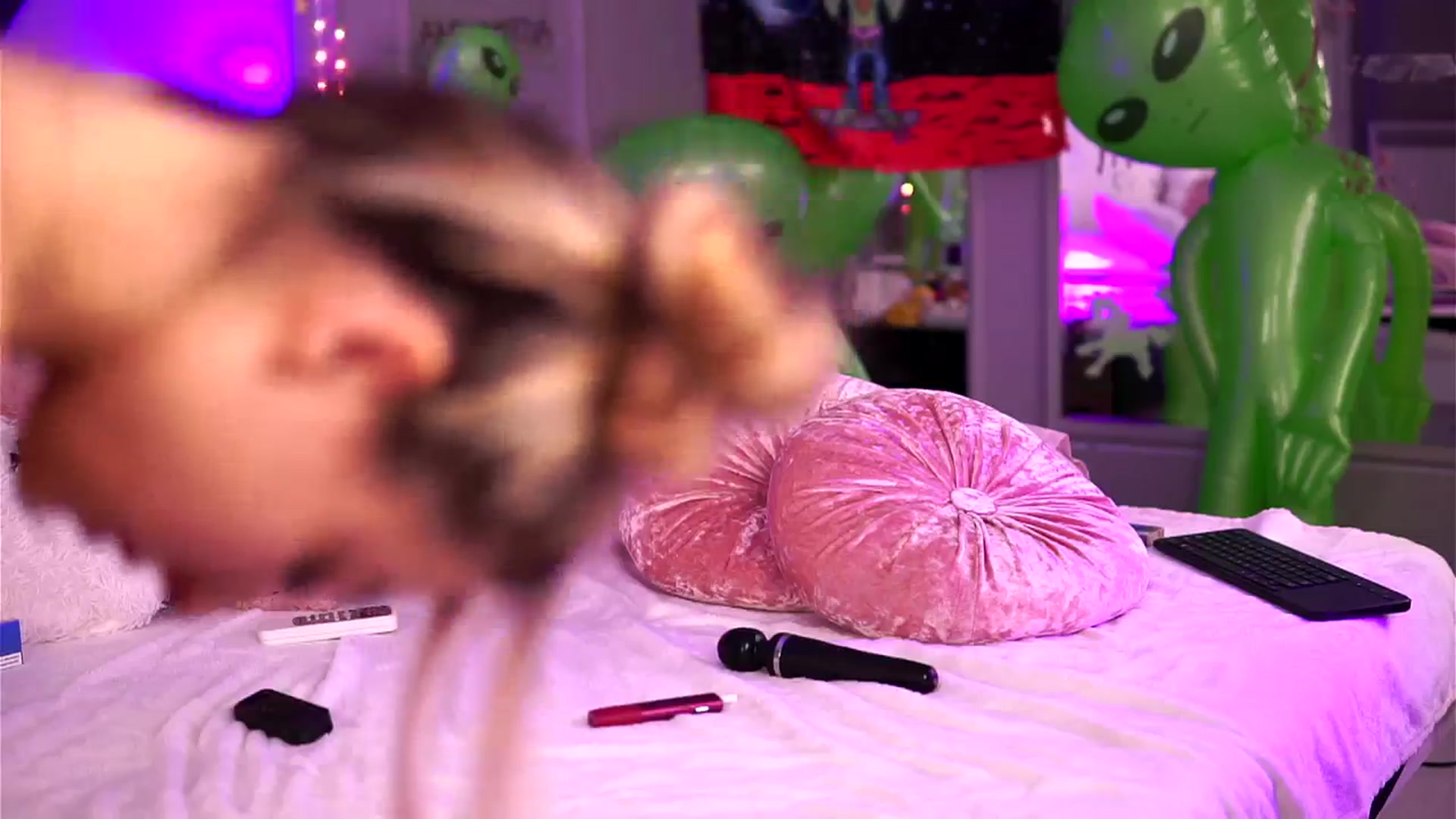 Gallery image thumbnail from Alieness_Ivy's myfreecams stream on, 03/21/2024, 08:27 image 13 of 20