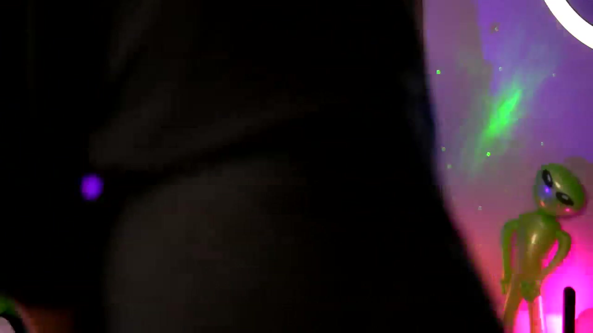 Gallery image thumbnail from Alieness_Ivy's myfreecams stream on, 08/03/2024, 01:47 image 14 of 20