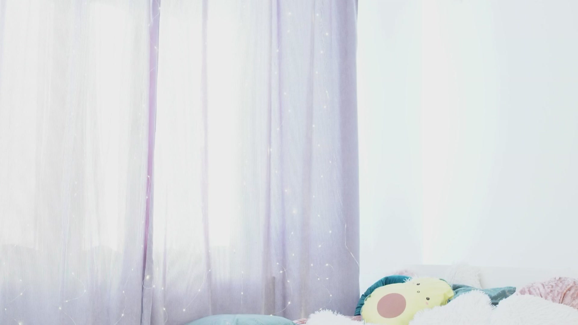 Gallery image thumbnail from Alienkittyy's myfreecams stream on, 02/03/2026, 10:49 image 9 of 20