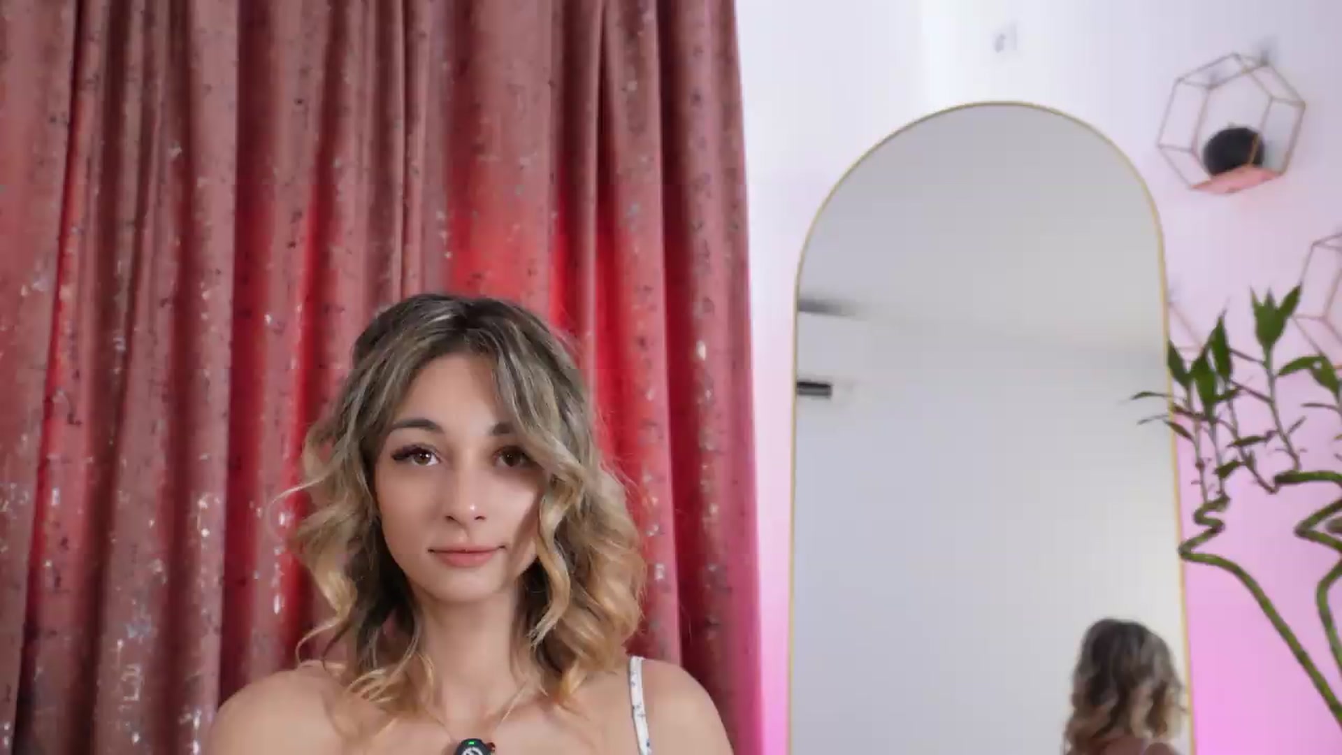 Gallery image thumbnail from Alienkittyy's myfreecams stream on, 08/02/2026, 08:22 image 5 of 20