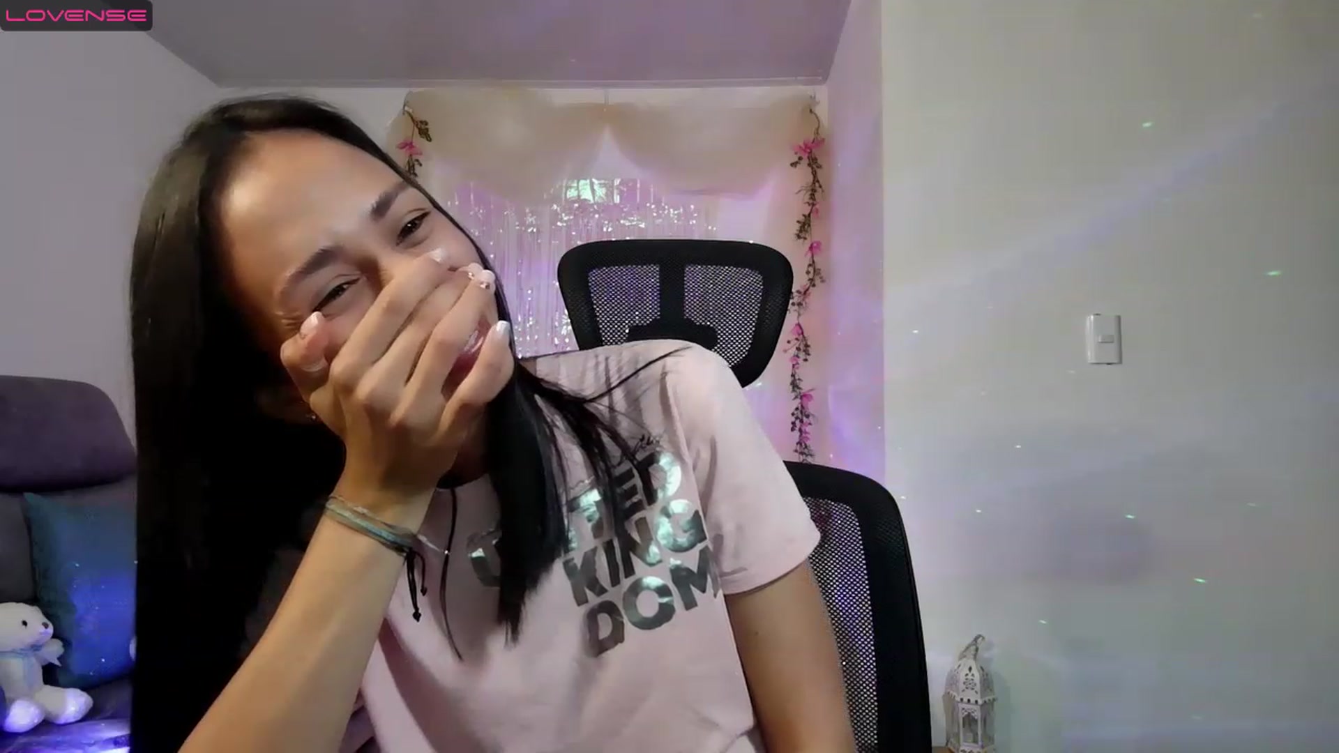 Gallery image thumbnail from Aliicia's myfreecams stream on, 11/24/2022, 23:43 image 9 of 20