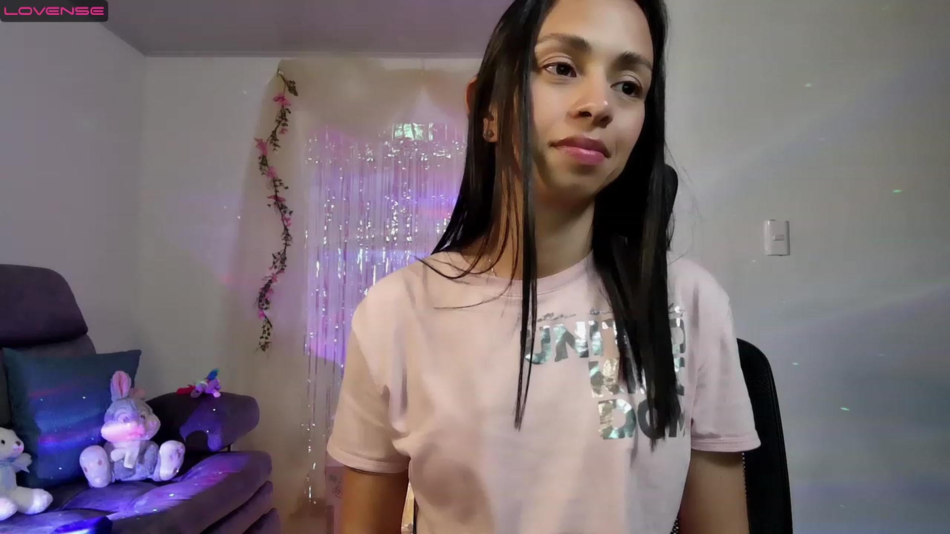 Gallery image thumbnail from Aliicia's myfreecams stream on, 11/25/2022, 24:04 image 7 of 20