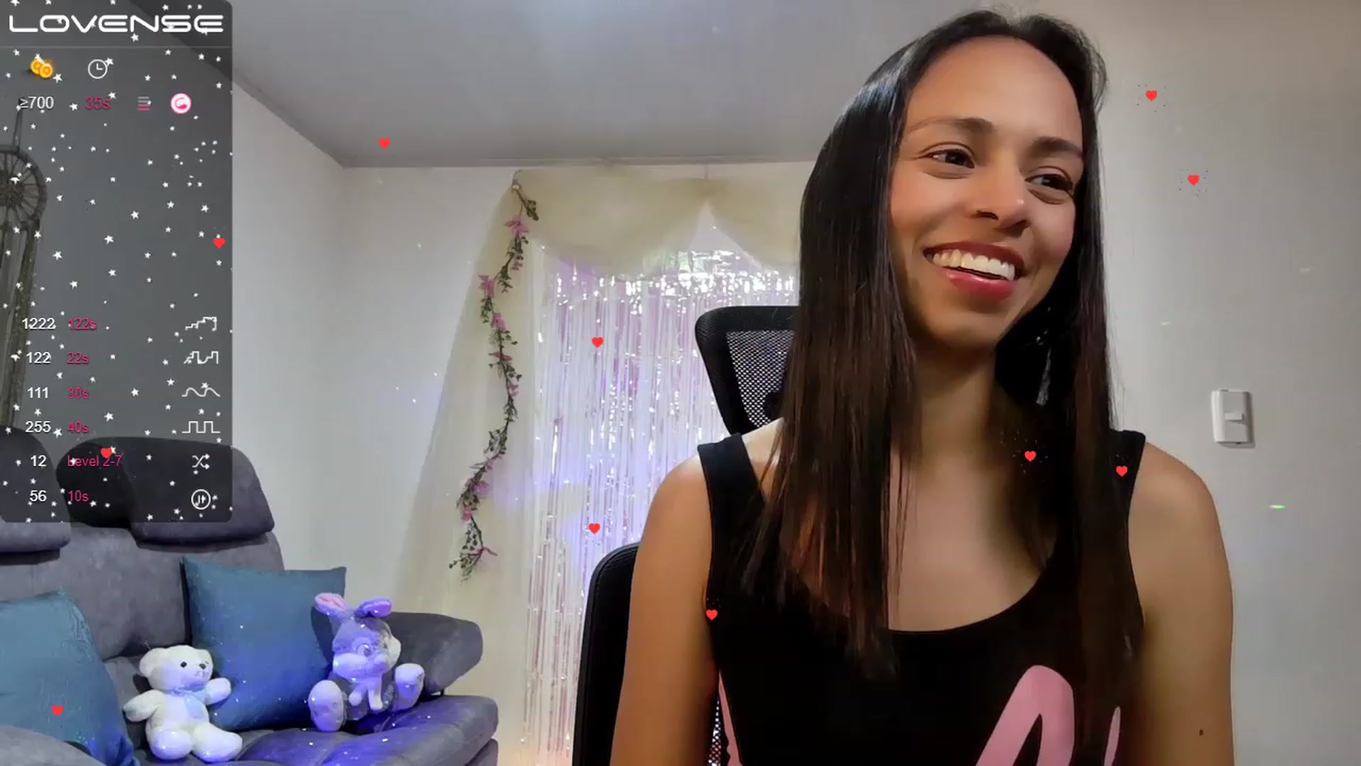 Gallery image thumbnail from Aliicia's myfreecams stream on, 12/22/2022, 23:18 image 3 of 20
