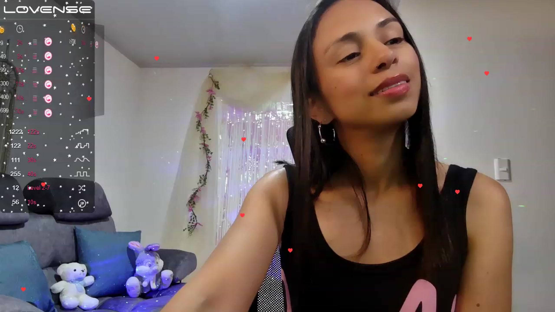 Gallery image thumbnail from Aliicia's myfreecams stream on, 12/22/2022, 23:18 image 4 of 20