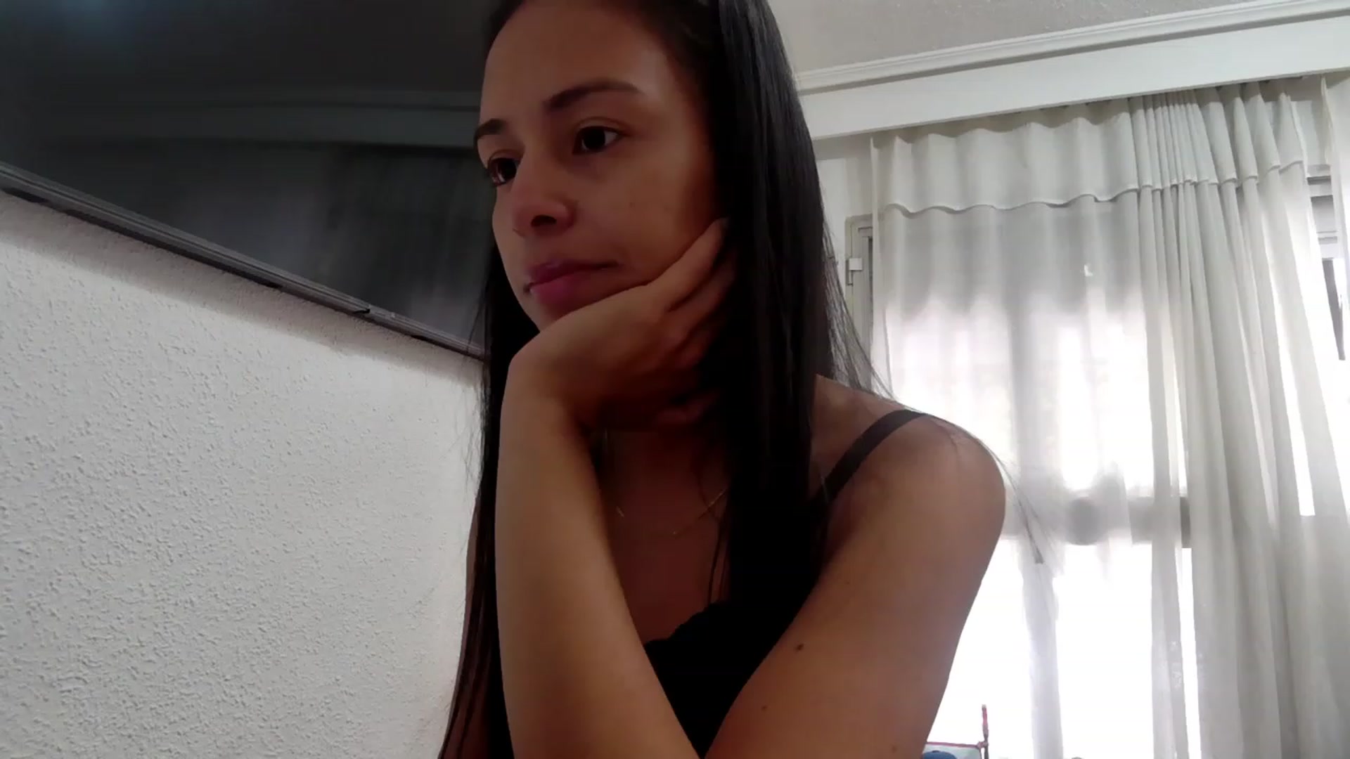 Gallery image thumbnail from Aliicia's myfreecams stream on, 05/04/2023, 11:01 image 2 of 20