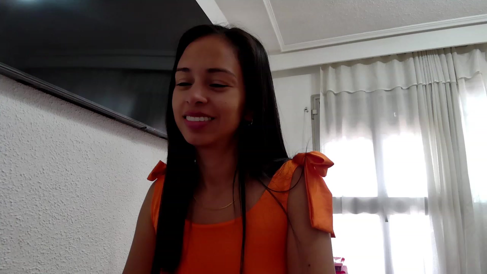 Gallery image thumbnail from Aliicia's myfreecams stream on, 05/09/2023, 10:54 image 16 of 20