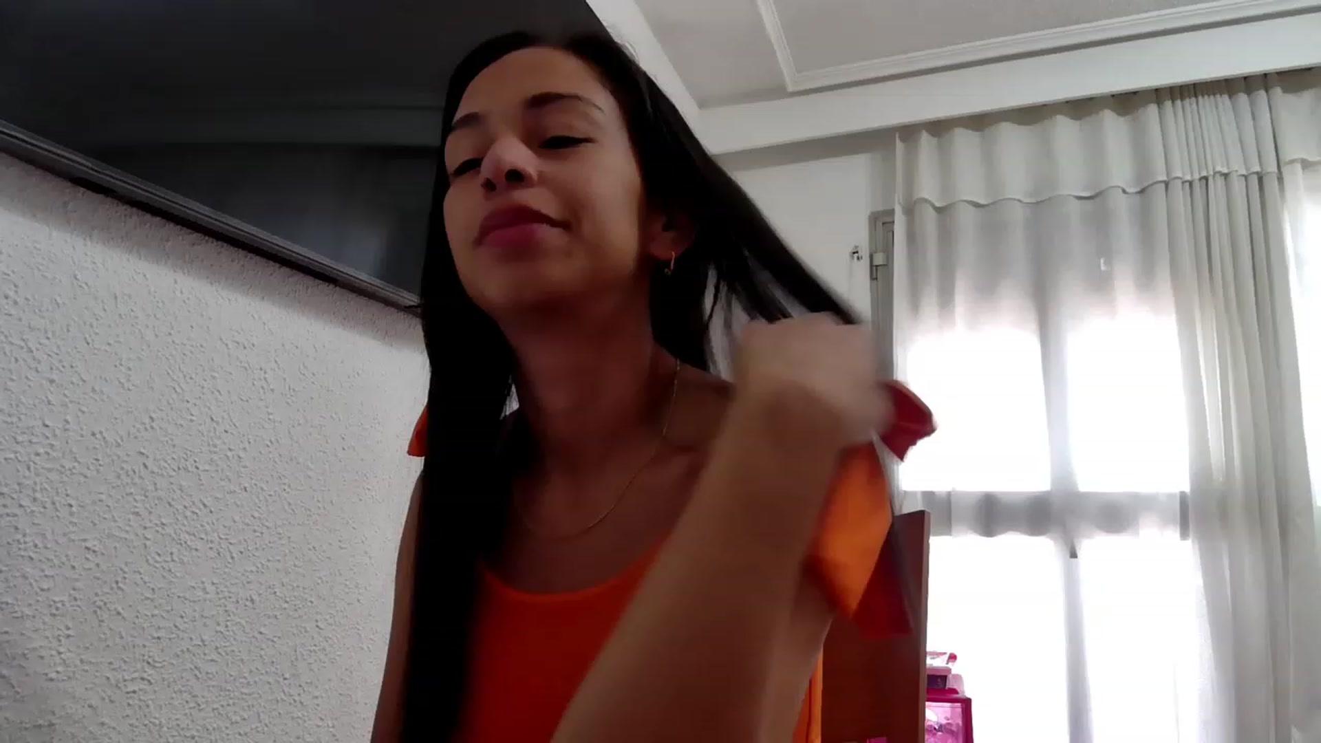 Gallery image thumbnail from Aliicia's myfreecams stream on, 05/09/2023, 10:54 image 5 of 20