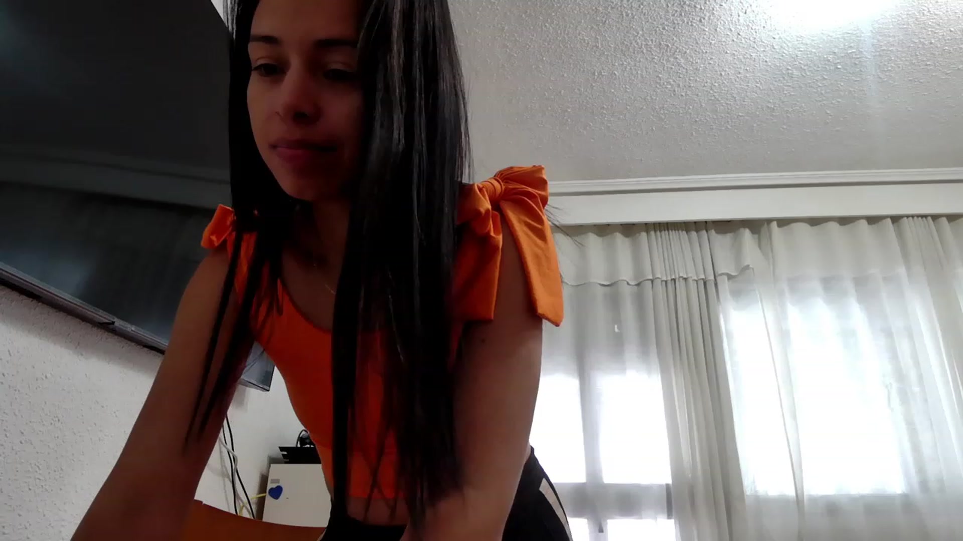 Gallery image thumbnail from Aliicia's myfreecams stream on, 05/09/2023, 12:08 image 7 of 20