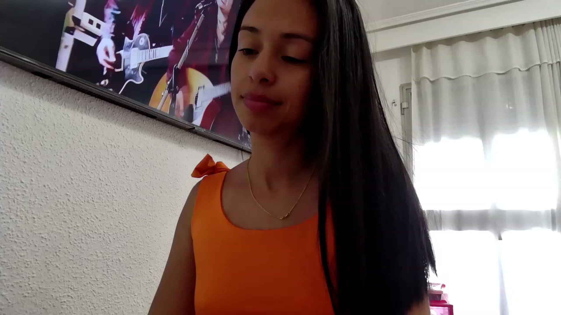 Gallery image thumbnail from Aliicia's myfreecams stream on, 05/09/2023, 12:50 image 15 of 20