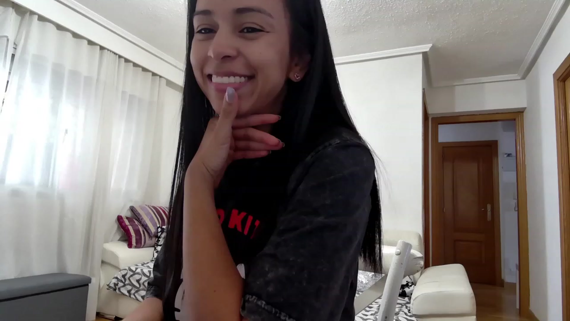 Gallery image thumbnail from Aliicia's myfreecams stream on, 05/11/2023, 13:11 image 4 of 20