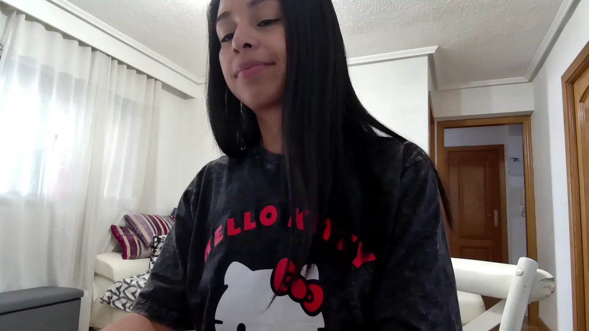 Gallery image thumbnail from Aliicia's myfreecams stream on, 05/11/2023, 13:11 image 16 of 20