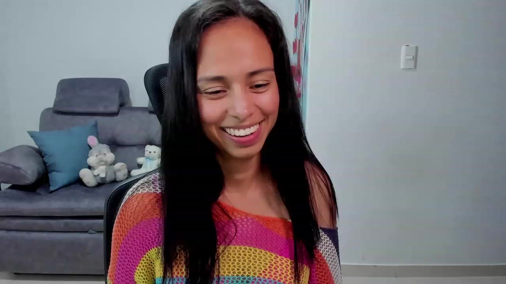 Gallery image thumbnail from Aliicia's myfreecams stream on, 05/30/2023, 22:29 image 20 of 20