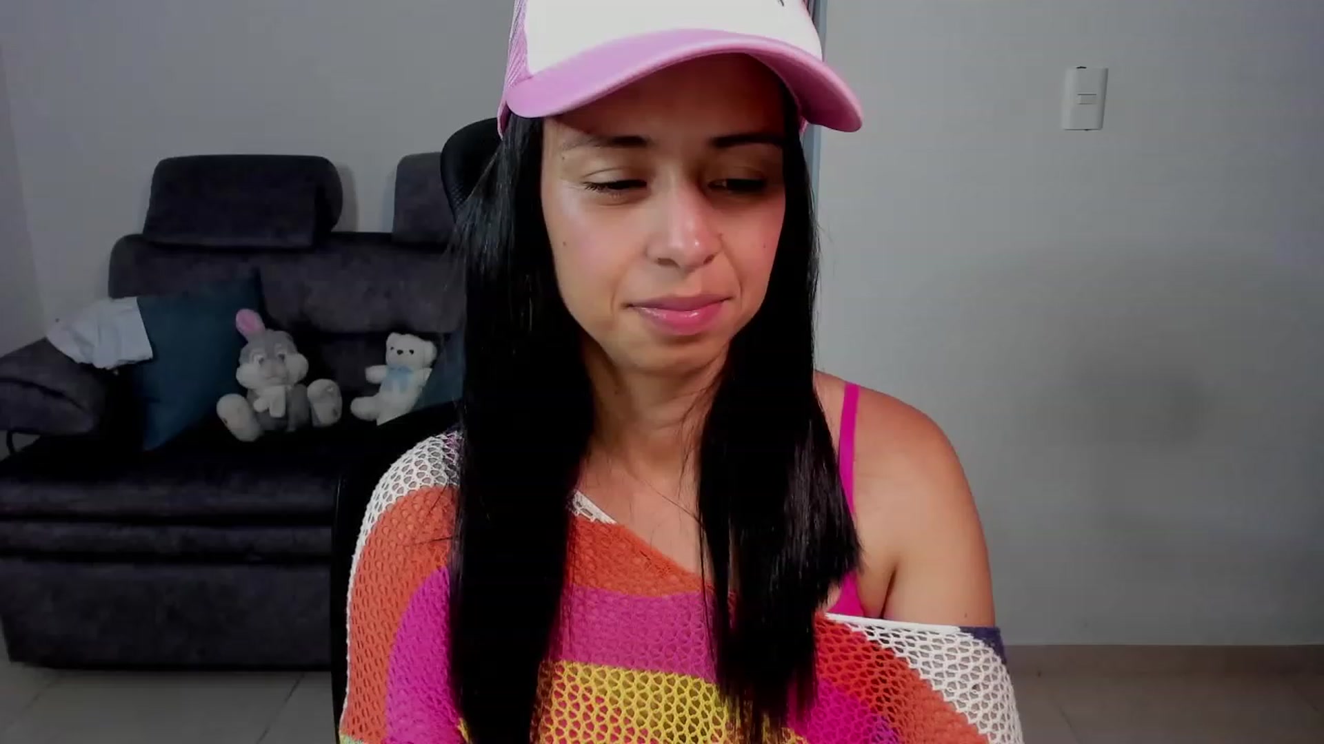 Gallery image thumbnail from Aliicia's myfreecams stream on, 05/31/2023, 24:25 image 6 of 20