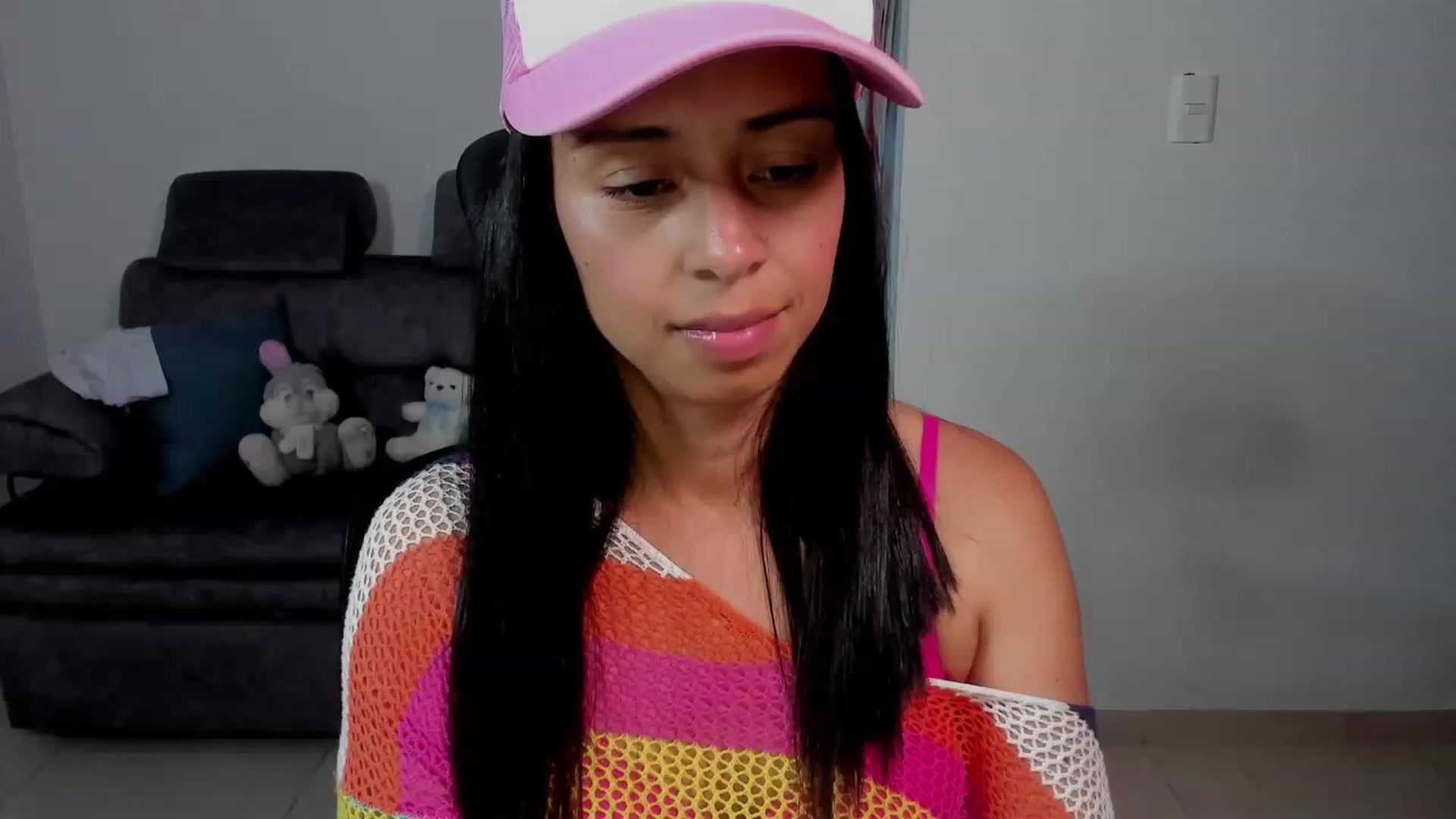 Gallery image thumbnail from Aliicia's myfreecams stream on, 05/31/2023, 24:25 image 5 of 20