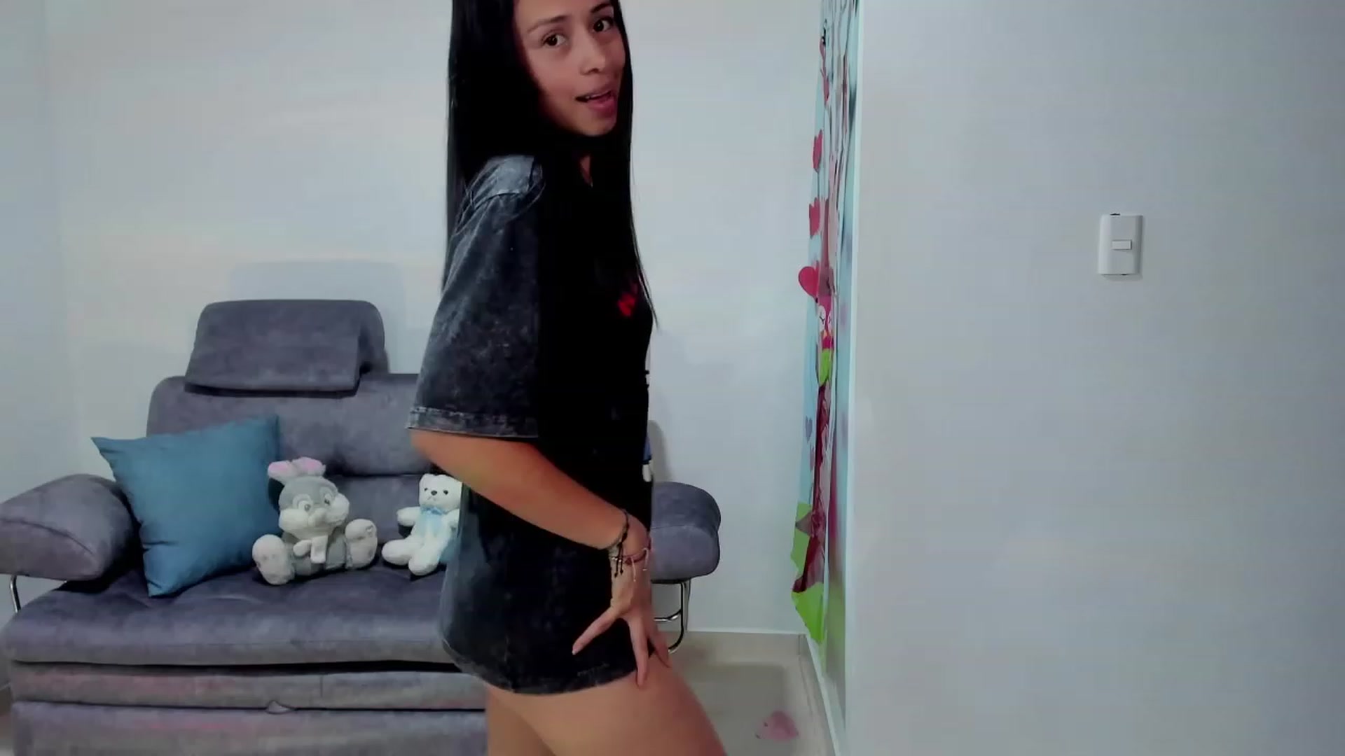 Gallery image thumbnail from Aliicia's myfreecams stream on, 06/02/2023, 21:12 image 7 of 20