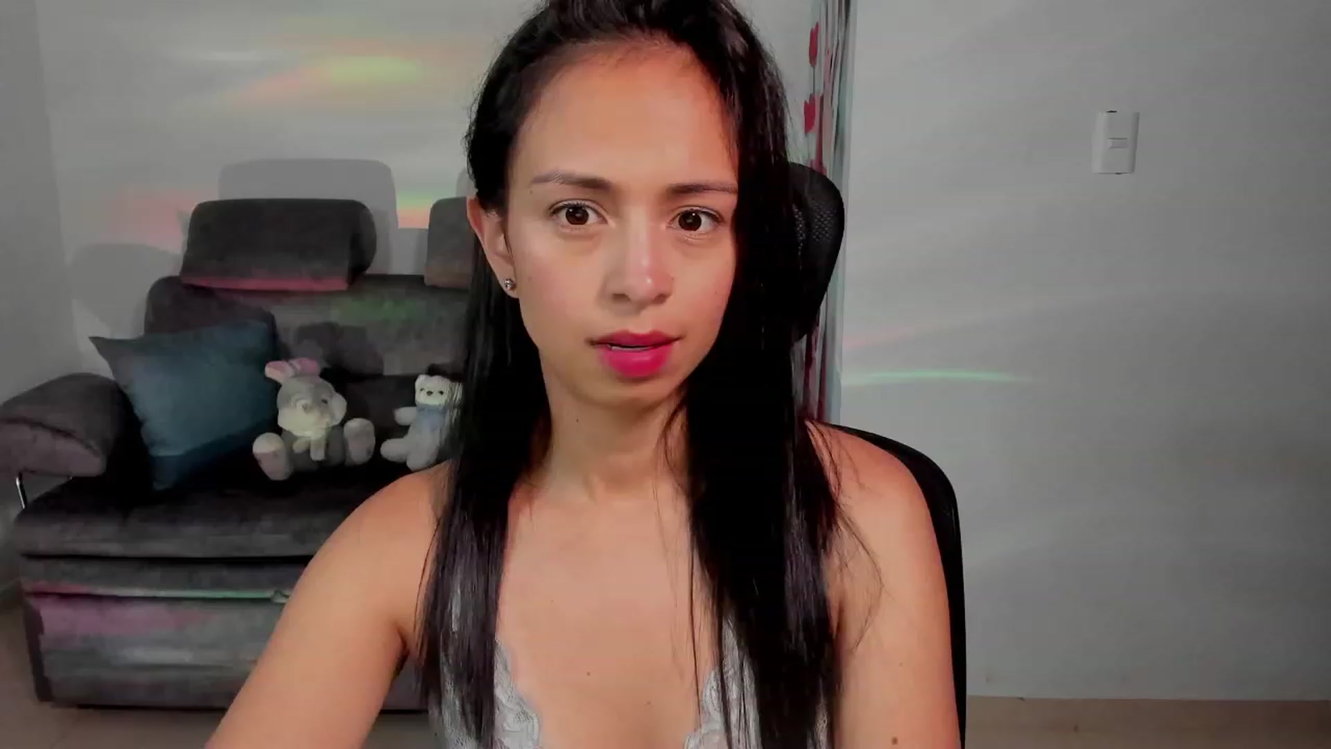 Gallery image thumbnail from Aliicia's myfreecams stream on, 06/02/2023, 22:48 image 15 of 20
