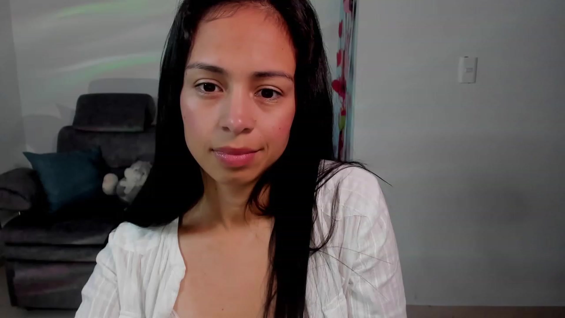 Gallery image thumbnail from Aliicia's myfreecams stream on, 06/06/2023, 16:57 image 4 of 20