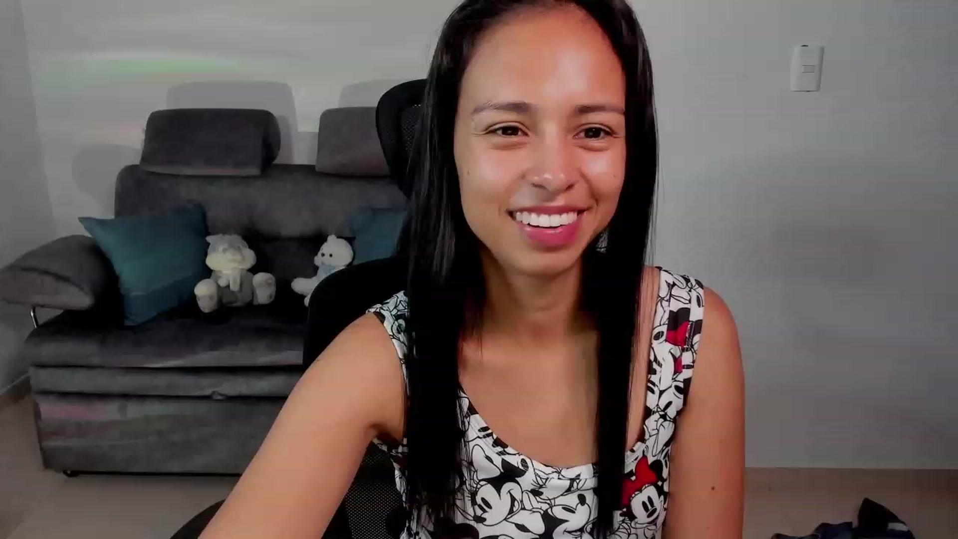 Gallery image thumbnail from Aliicia's myfreecams stream on, 06/08/2023, 17:57 image 13 of 20