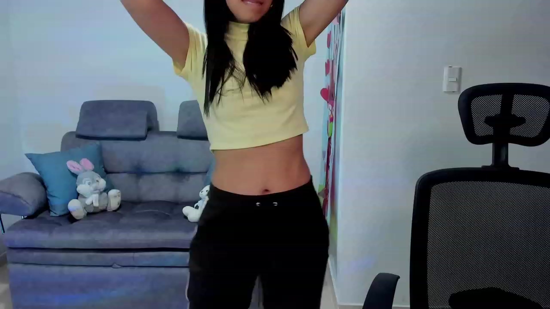 Gallery image thumbnail from Aliicia's myfreecams stream on, 06/13/2023, 21:41 image 1 of 20