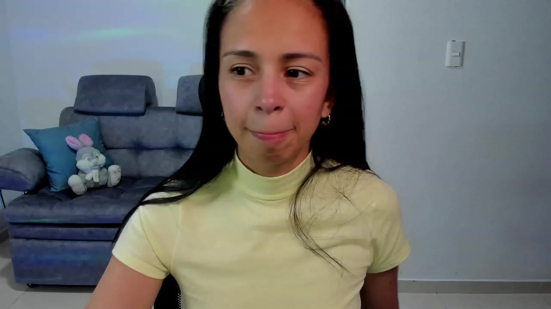 Gallery image thumbnail from Aliicia's myfreecams stream on, 06/13/2023, 21:41 image 19 of 20