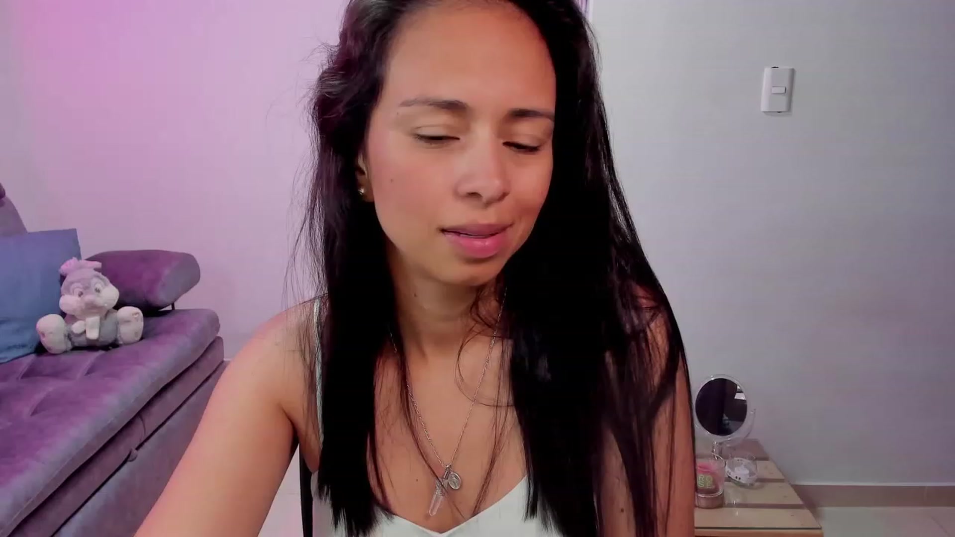 Gallery image thumbnail from Aliicia's myfreecams stream on, 10/10/2023, 16:54 image 5 of 20