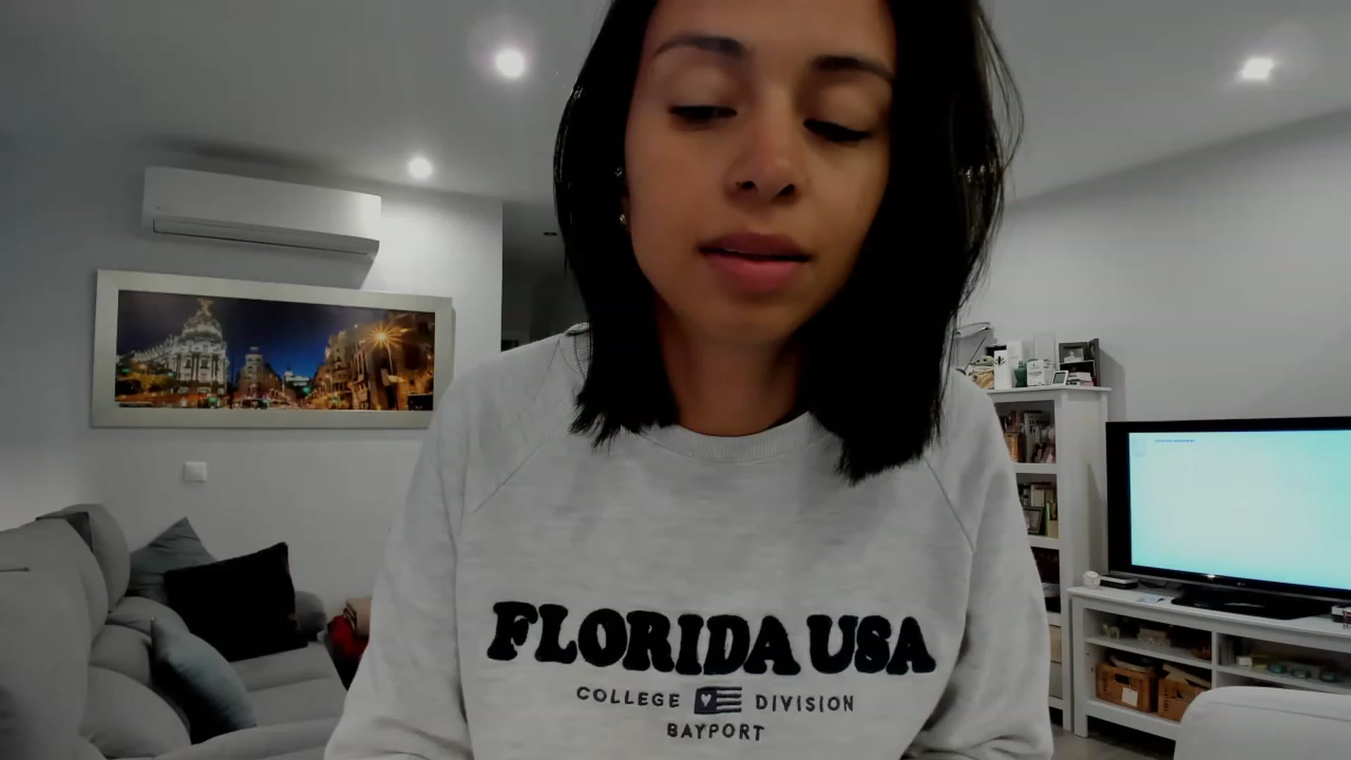 Gallery image thumbnail from Aliicia's myfreecams stream on, 02/26/2024, 08:15 image 12 of 20