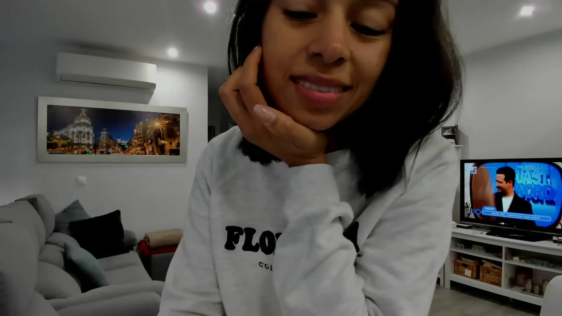 Gallery image thumbnail from Aliicia's myfreecams stream on, 02/26/2024, 08:15 image 8 of 20