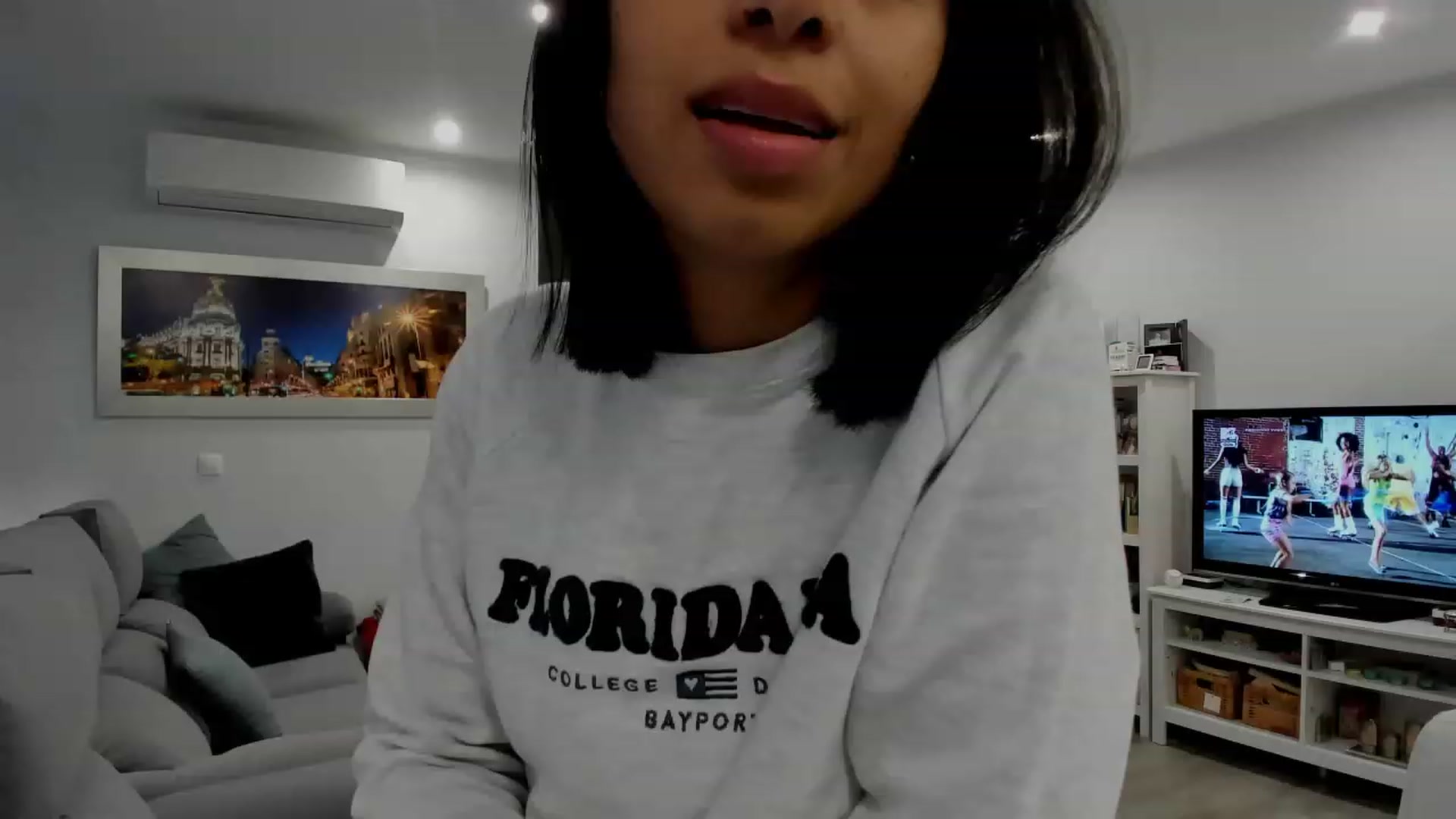 Gallery image thumbnail from Aliicia's myfreecams stream on, 02/26/2024, 08:15 image 5 of 20